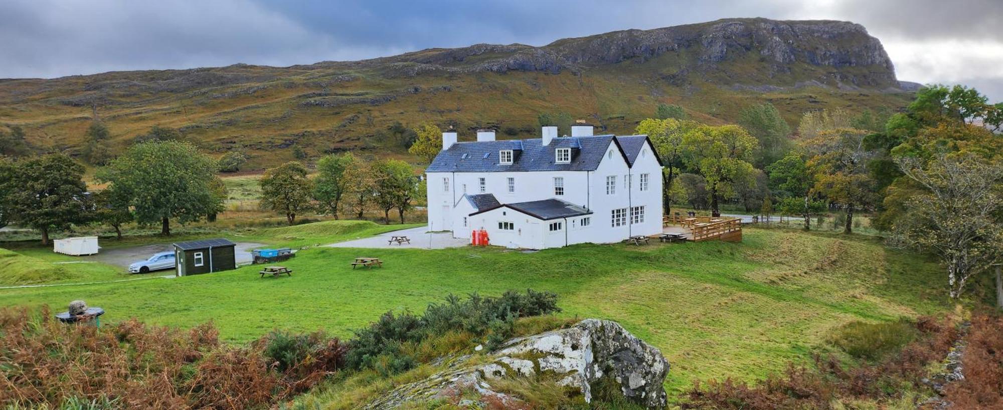 Inchnadamph Explorers Lodge ภายนอก รูปภาพ
