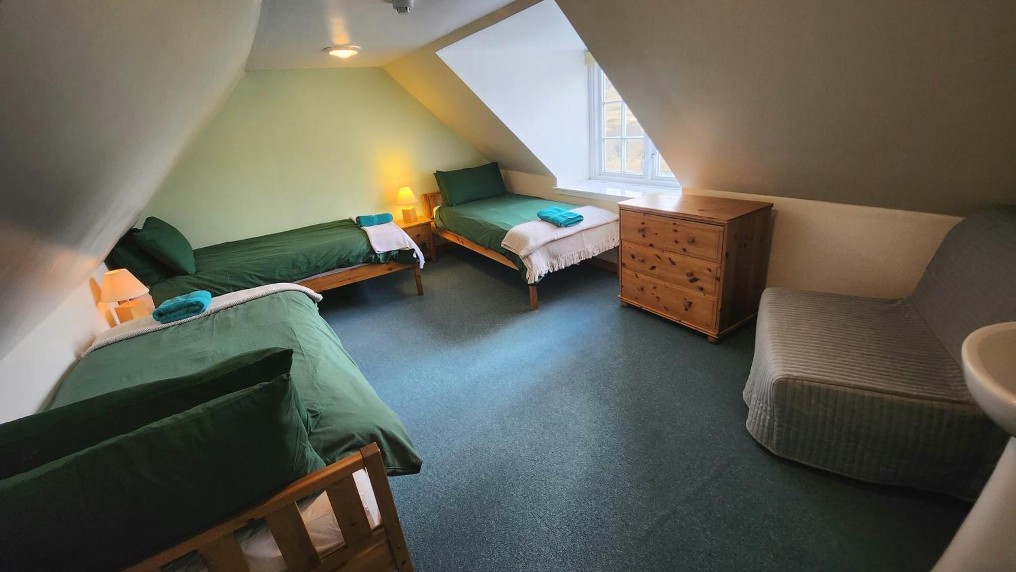 Inchnadamph Explorers Lodge ภายนอก รูปภาพ