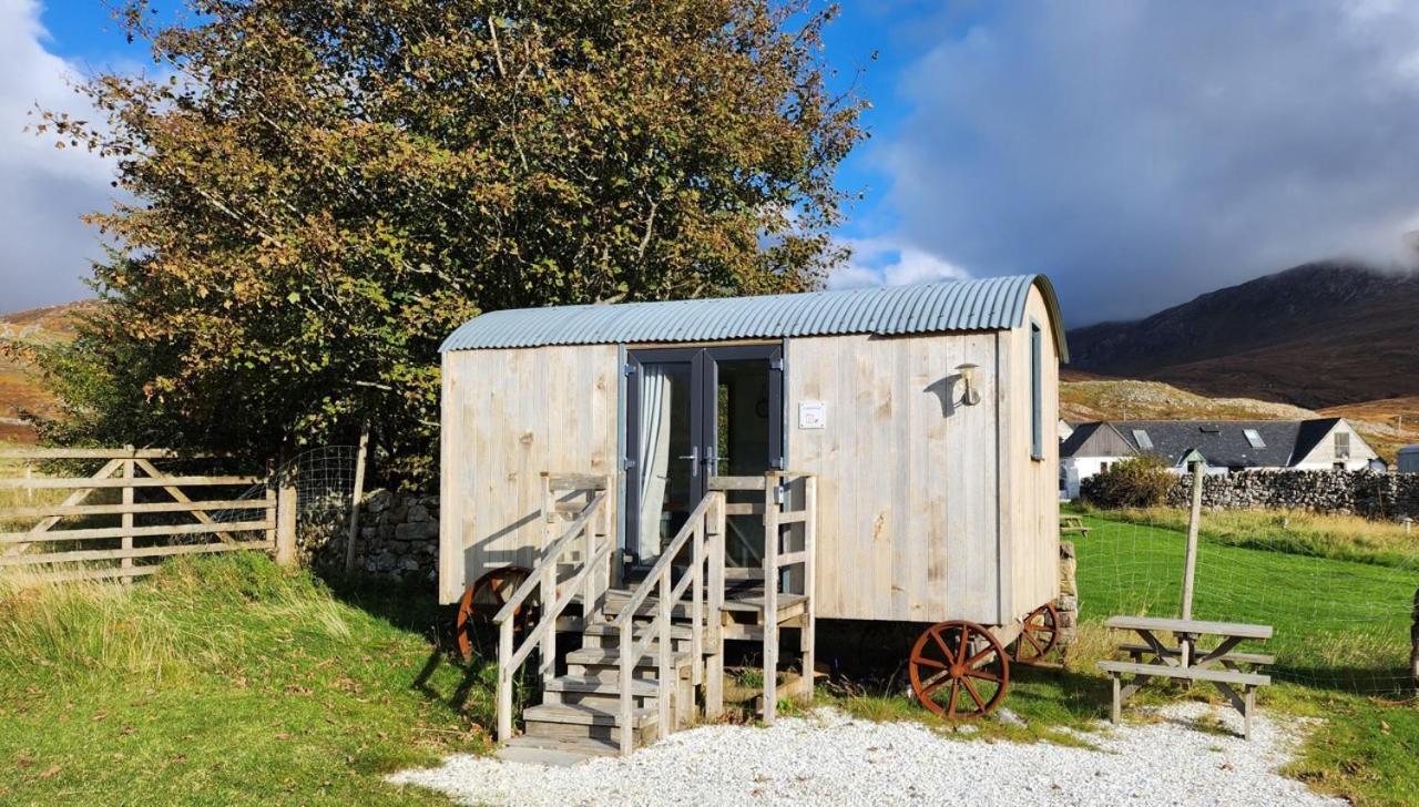 Inchnadamph Explorers Lodge ภายนอก รูปภาพ