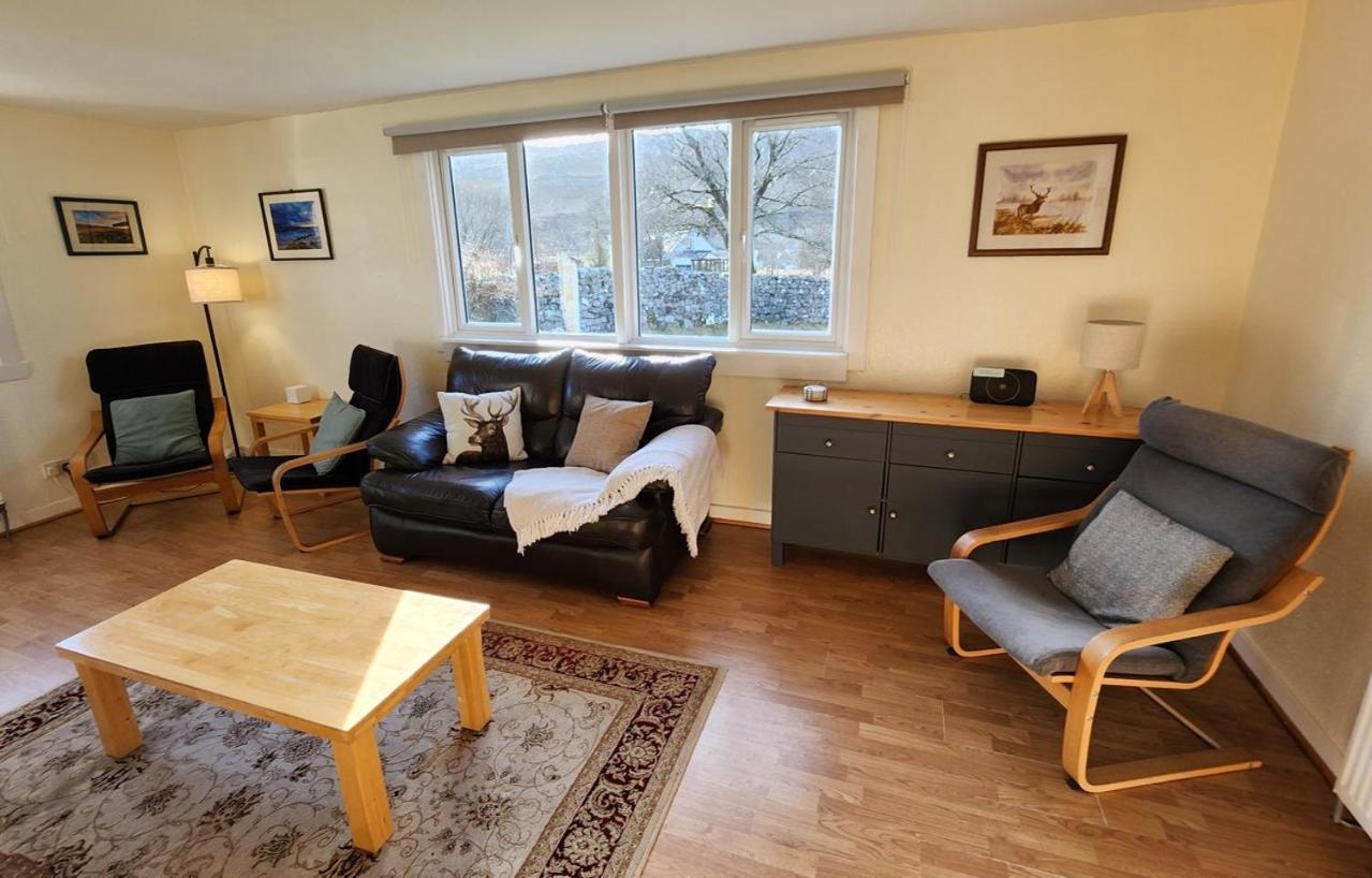 Inchnadamph Explorers Lodge ภายนอก รูปภาพ