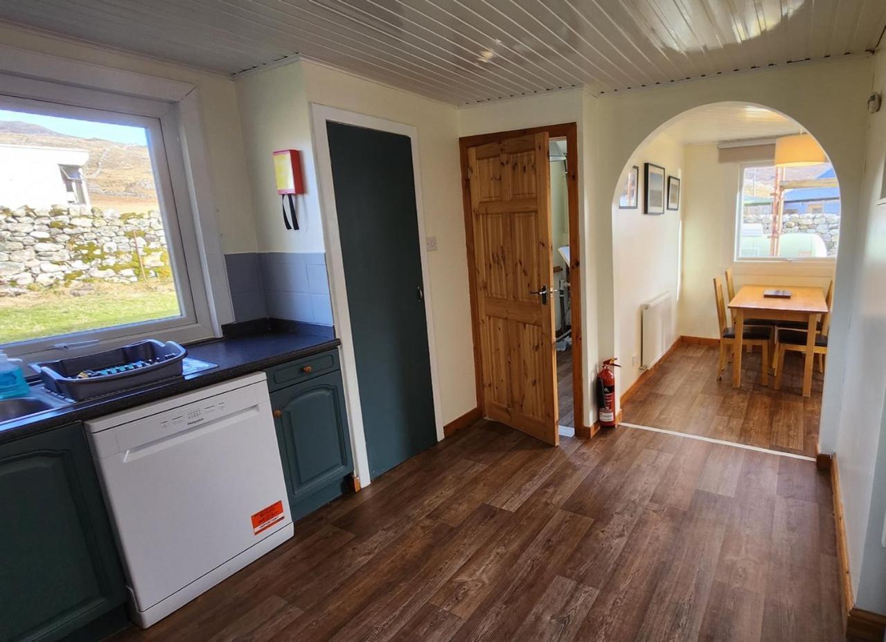 Inchnadamph Explorers Lodge ภายนอก รูปภาพ
